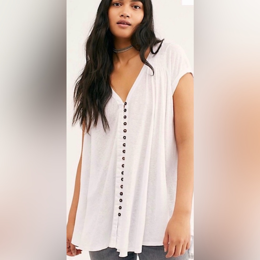 We The Free by Free People White tee - Size Medium